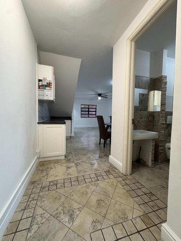 To Let 3 Bedroom Property for Rent in Wetton Western Cape